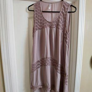 Monoreno Taupe Tunic Size L